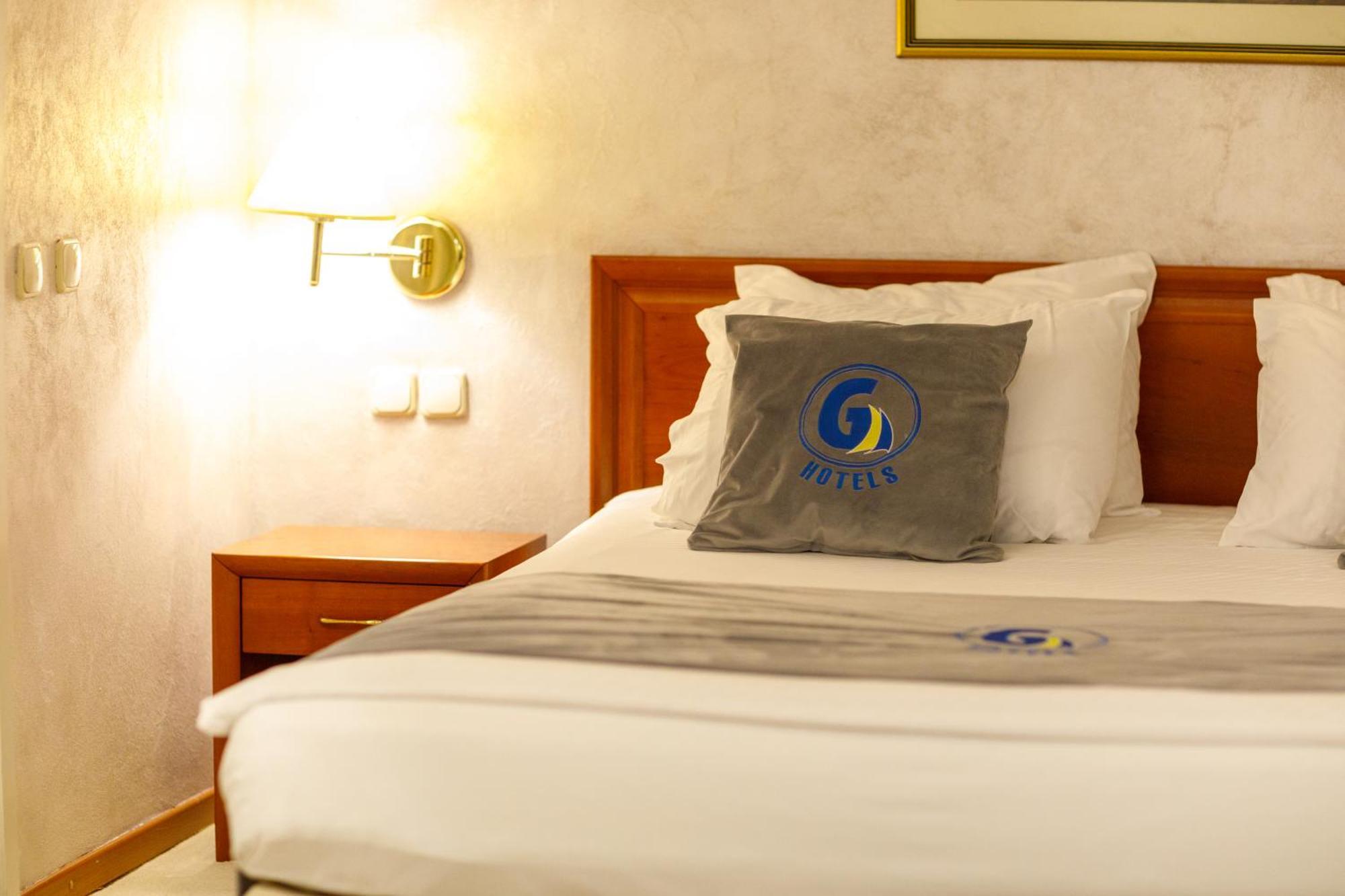 Grand Hotel スコピエ エクステリア 写真